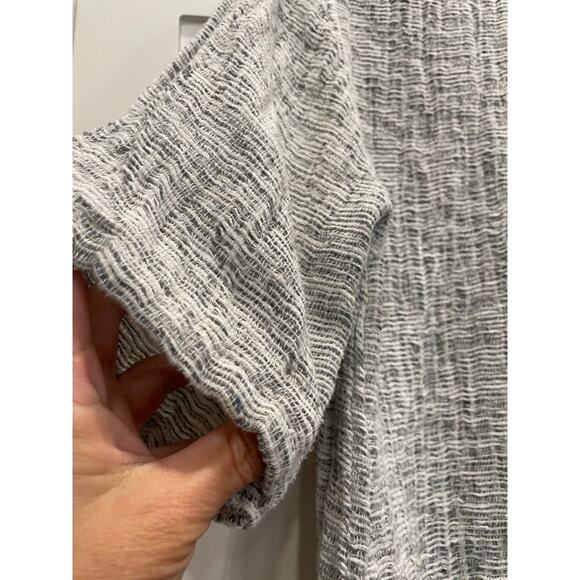 Gray and white woven ladies top L - Picture 4 of 10